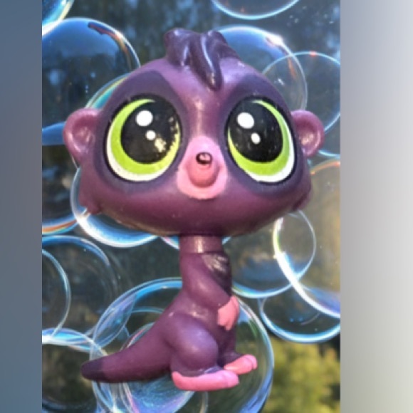 Copy - LPS 4 Assorted Cute Characters - Picture 1 of 13